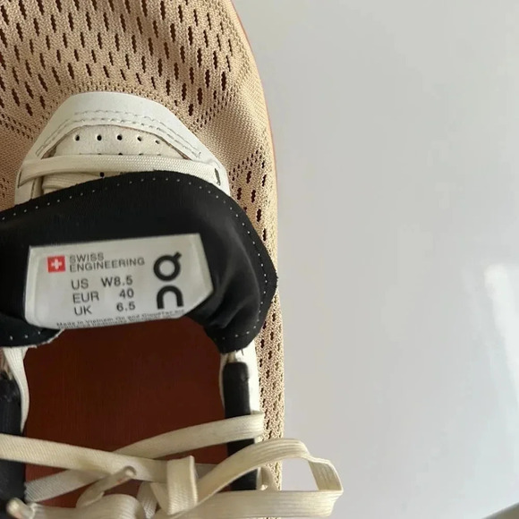 On Running On Cloudboom Women's Running Shoes in Savannah White Size 8.5 - Picture 12 of 16